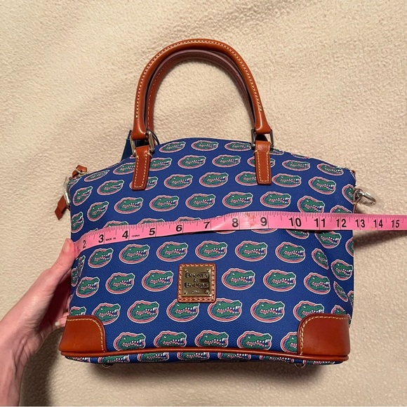 Dooney & Bourke Womens Florida Gators Coated Canvas Convertible Handbag Purse - Picture 13 of 16